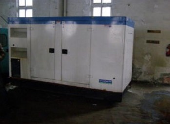 宁波康明斯150kw大型柴油二手发电机组 宁波康明斯150kw大型柴油二手发电机组